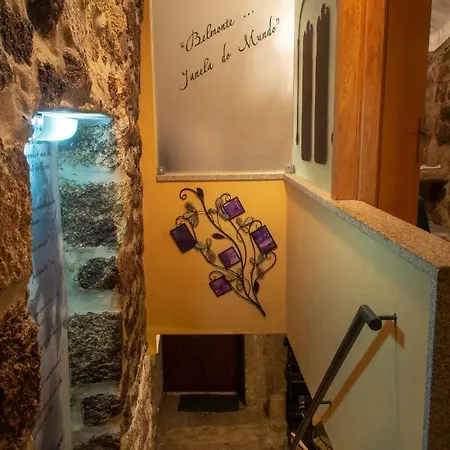 Casa Dos Poetas By Al Hébergement de vacances *