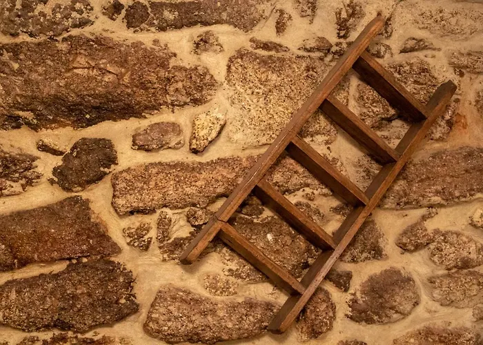 Casa Dos Poetas By Al * ベルモンテ