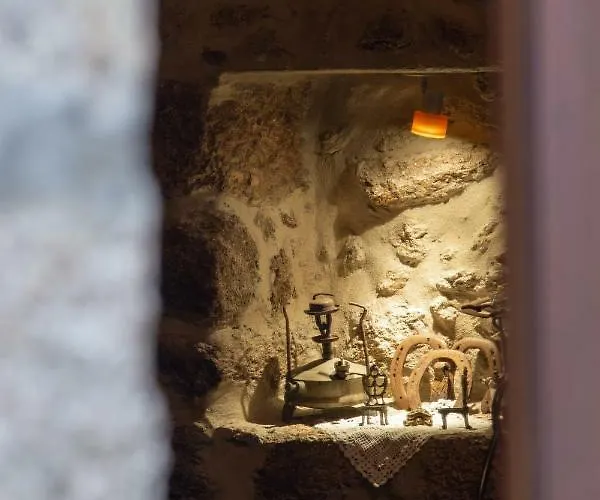 Casa Dos Poetas By Al