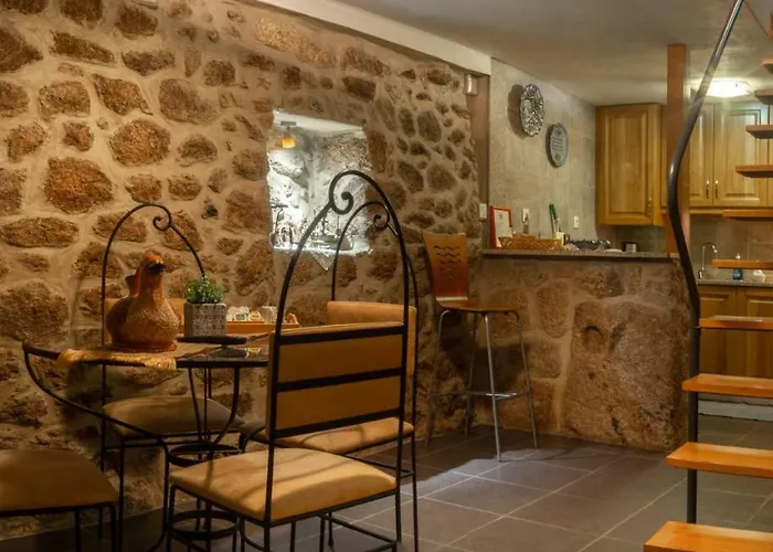 Casa Dos Poetas By Al 別荘